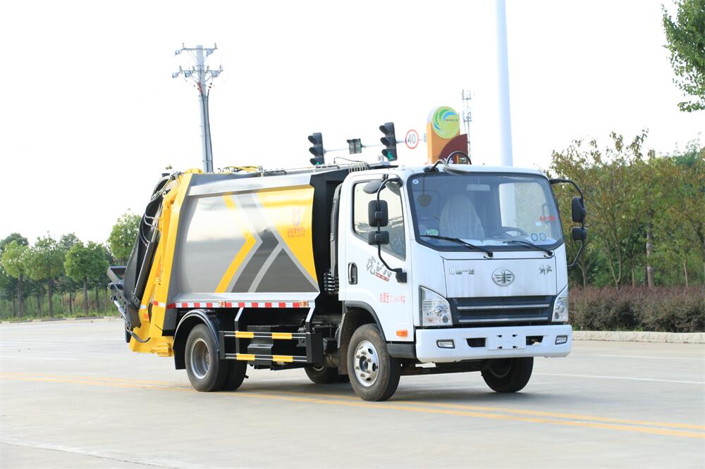 6方壓縮垃圾車(chē)-一汽解放國(guó)六6方壓縮式垃圾車(chē)廠(chǎng)家價(jià)格